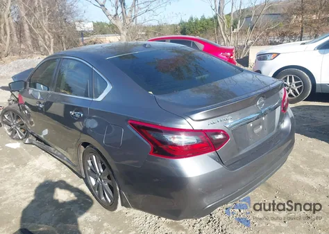 2018 Nissan Altima 2.5 Sr z USA, uszkodzony, nr VIN 1N4AL3AP2JC147421